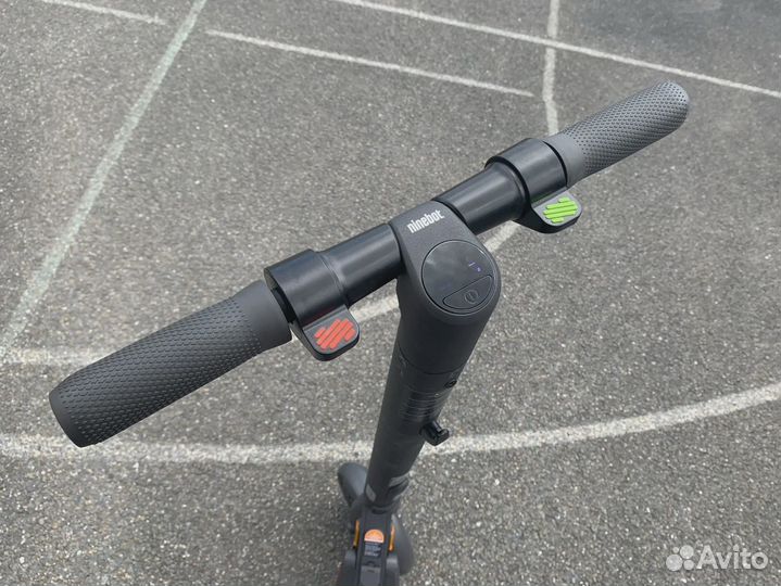 Новый электросамокат ninebot e22