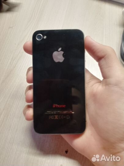 iPhone 4, 16 ГБ