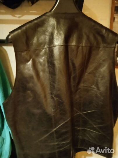 Жилетка кожаная мужская