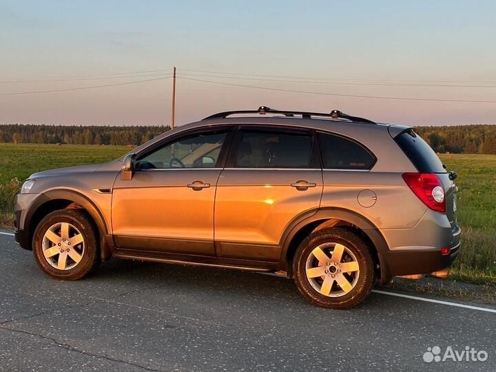 Chevrolet Captiva 2.4 AT, 2012, 235 634 км