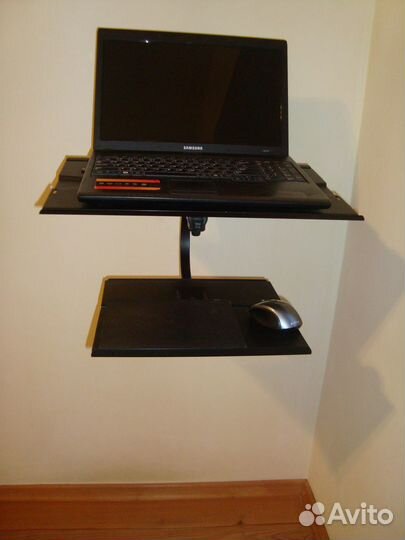 Кронштейн для ноутбука настенный