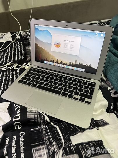 Apple MacBook Air 11