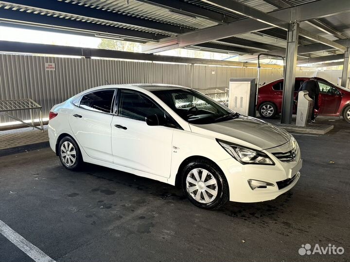 Hyundai Solaris 1.6 AT, 2015, 117 000 км