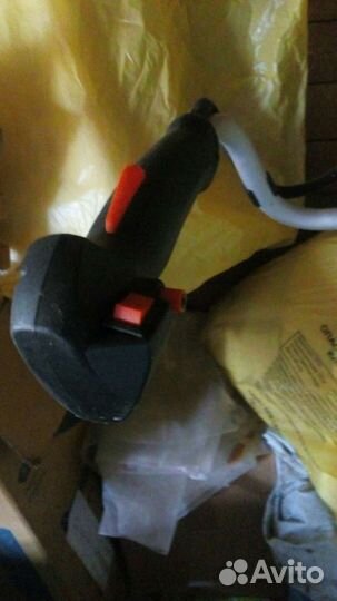 Триммер бензиновый