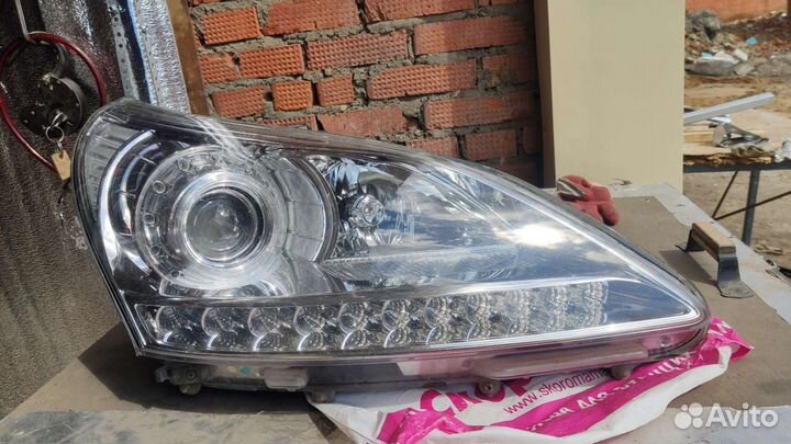 Фары Hyundai Equs