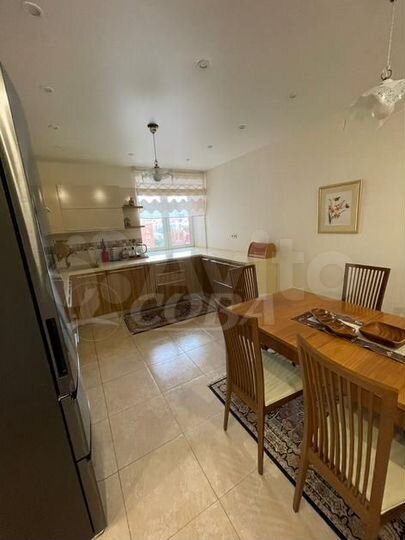 3-к. квартира, 100 м², 10/14 эт.