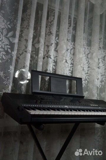 Синтезатор Yamaha psr-E453