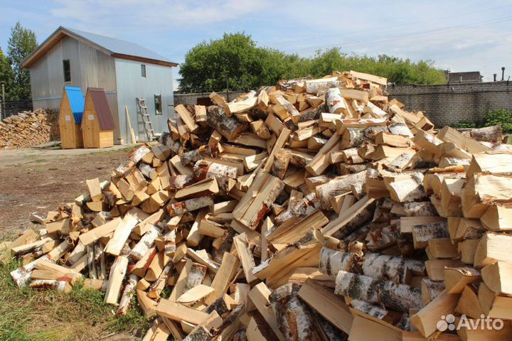 Хвойные дрова колотые