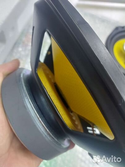 Автомобильные колонки овалы Hertz 6*9