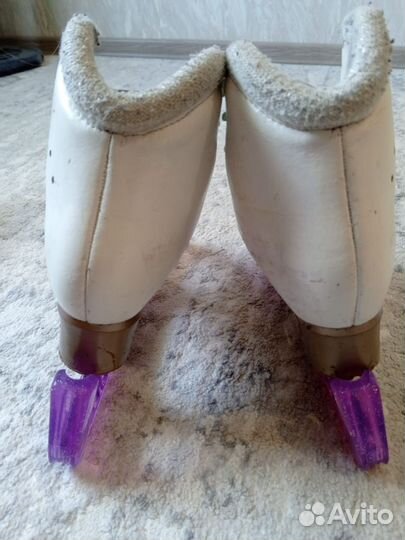 Коньки эдея чорус