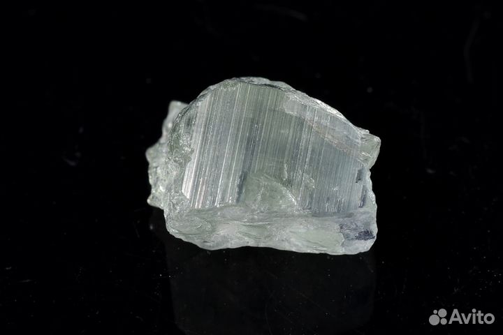 Зелено-голубой турмалин (верделит). Лот №578