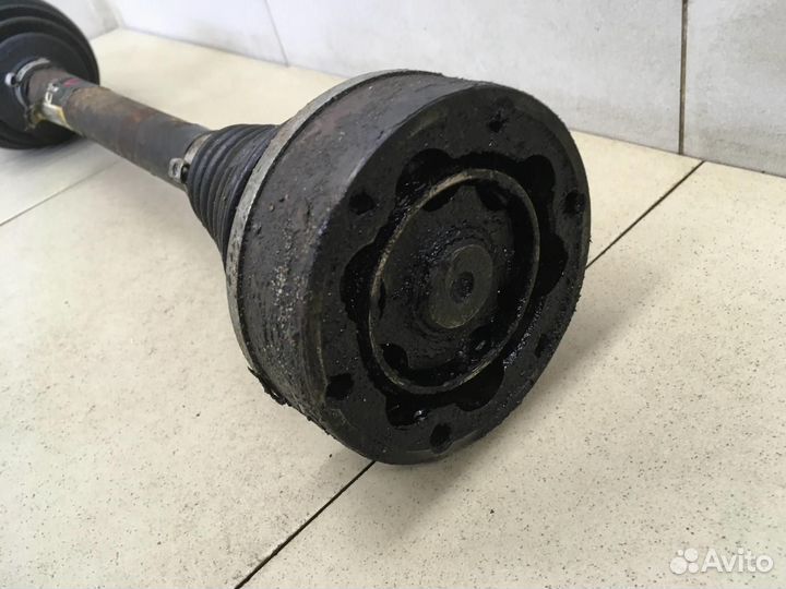 Полуось передняя левая VW Caddy III 2004-2016