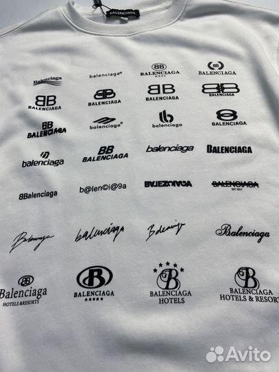 Свитшот Balenciaga