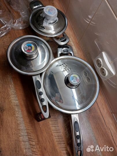 Набор посуды новый