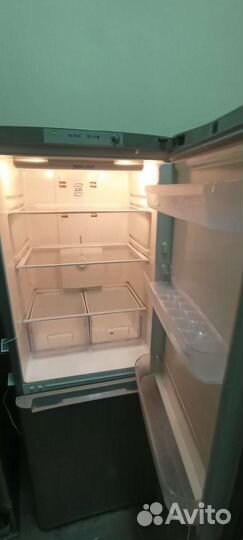 Холодильник indesit NO frost