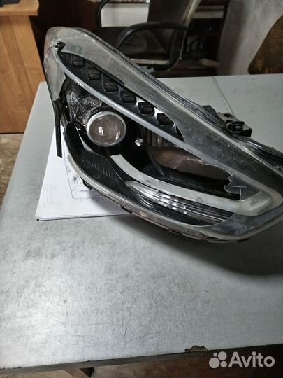 Фара правая хендай ай 40