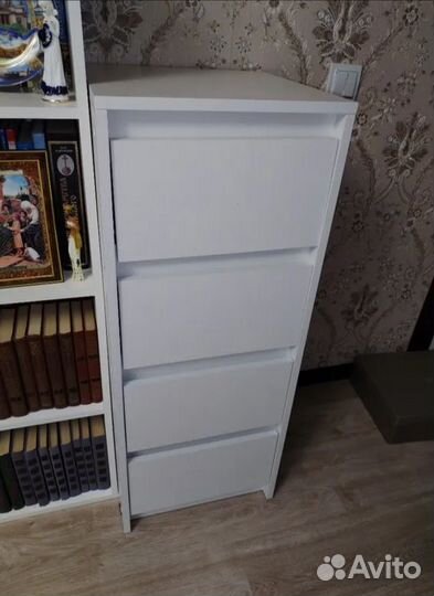 Комод белый