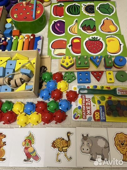 Развивающие игрушки пакетом