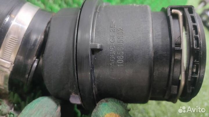 Патрубок интеркулера Renault Duster 2017