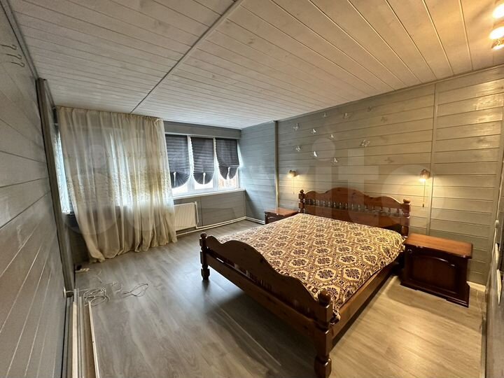 Дом 146 м² на участке 8 сот.