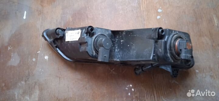 Фара противотуманная правая Volkswagen Passat B7