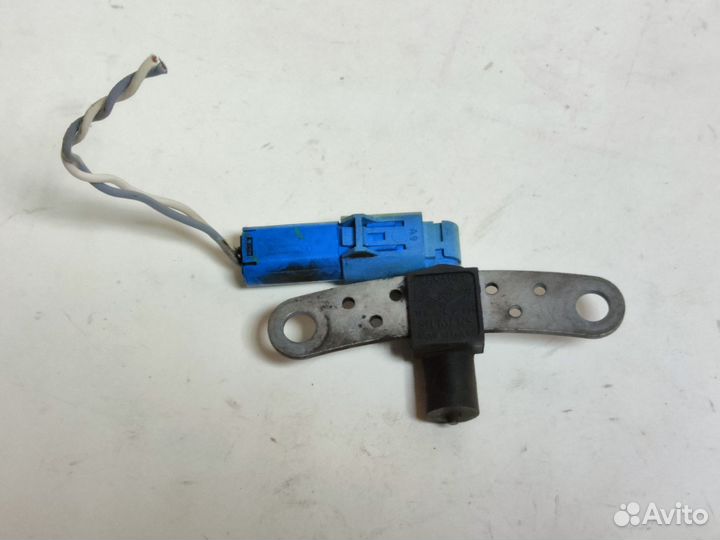 Датчик положения коленвала Logan ор-л 8200643171