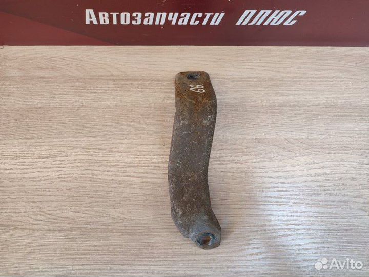 Кронштейн впускного коллектора Renault Sandero