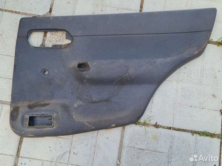 Обшивка двери задней правой Skoda Felicia1.3