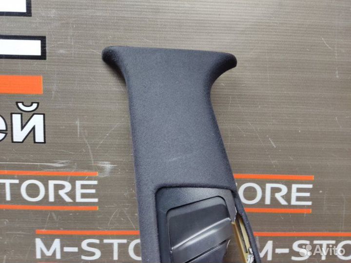 Обшивка стойки левая Bmw X5 E53 M54B30 2005