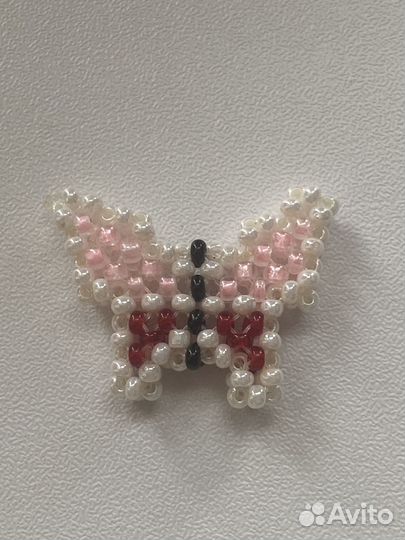 Бабочка из бисера