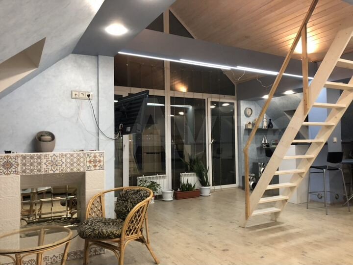 Квартира-студия, 80 м², 4/4 эт.