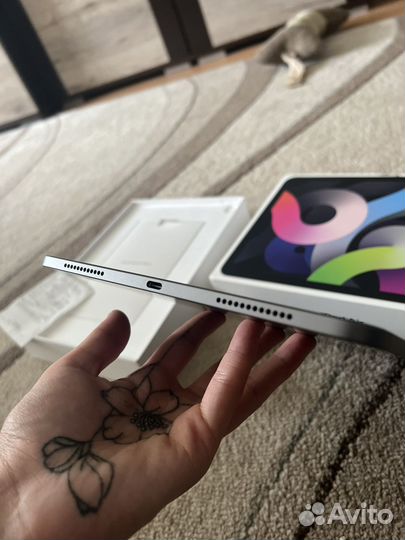 Планшет apple iPad air 4