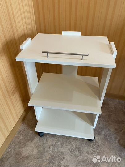 Тележка-этажерка косметологическая на колёсах