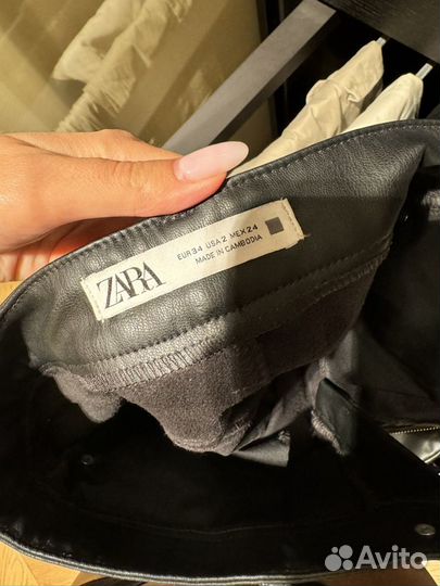 Штаны из экокожи Zara