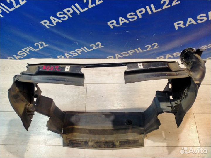 Рамка радиатора (телевизор) Bmw 525I Левый Руль