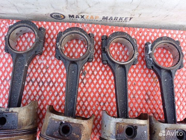 Поршень с шатуном УАЗ 3909 (Буханка) змз402 (б/у)