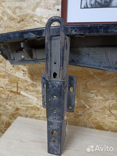 Усилитель бампера задний Ford Transit 8