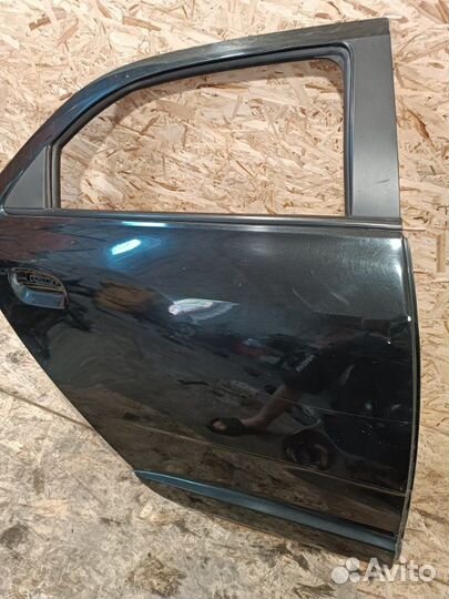 Дверь задняя правая Chevrolet Cobalt седан B15D2