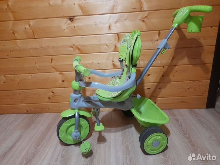 Трехколесный велосипед