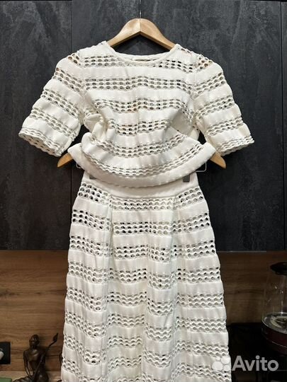 Костюм женский