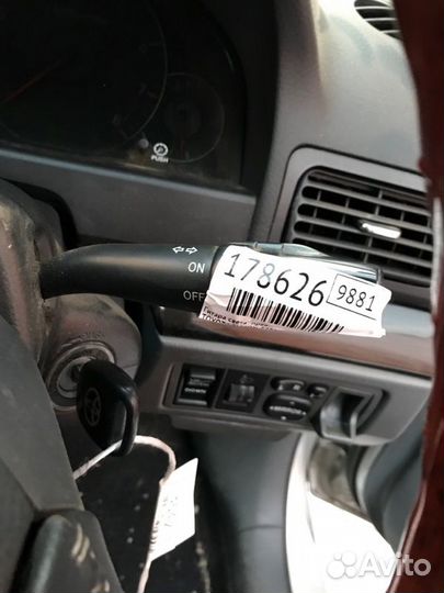 Гитара света правая Toyota Allion ZZT240 1ZZ-FE