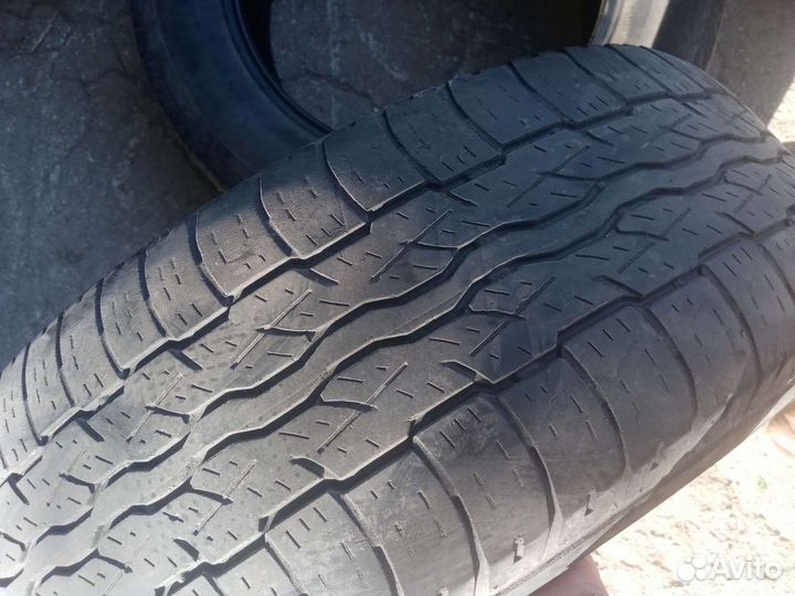 Bridgestone Dueler H/T 685 225/65 R17