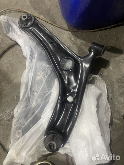 Рычаги передние Geely MK Cross