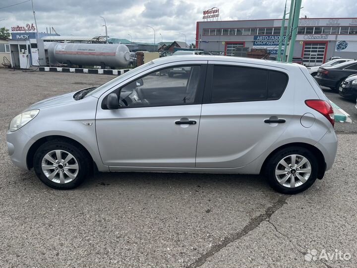 Hyundai i20 1.3 МТ, 2009, 266 000 км