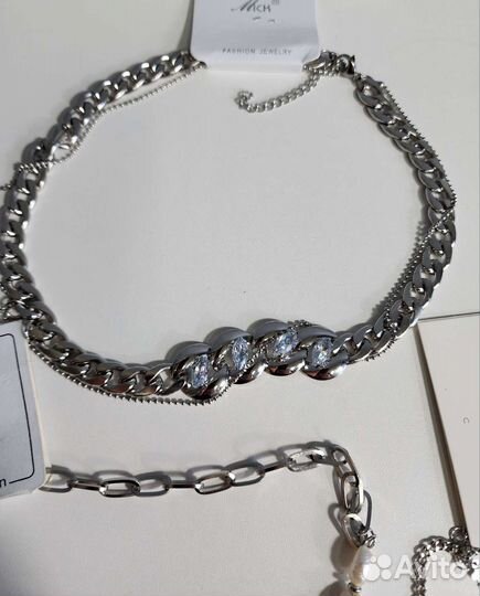 Украшение на шею