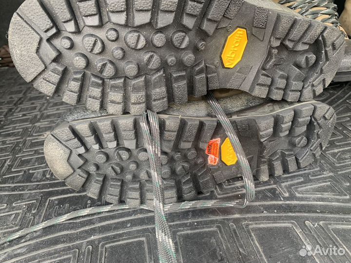 Треккинговые зимние ботинки Meindl