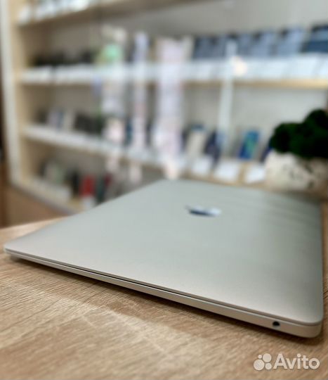 Apple MacBook Air (2020) M1 8/256