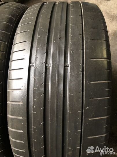 Pirelli P Zero PZ4 255/40 R20 101Y