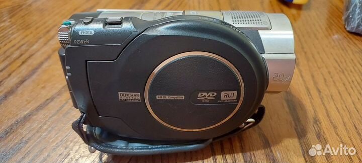 Видеокамера sony