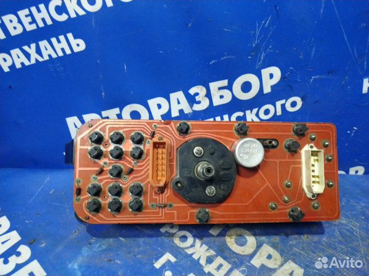 Панель приборов Ваз Лада 2109 седан 21083 2000